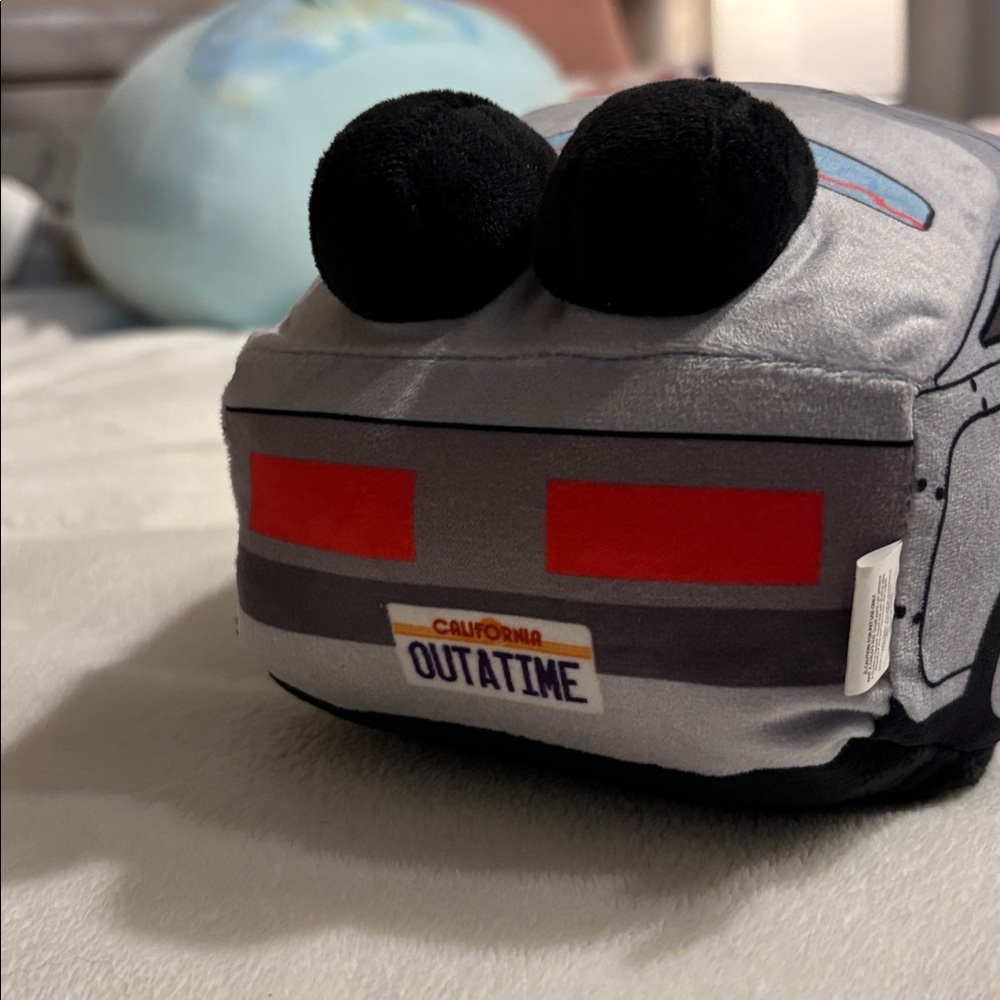 NEW DeLorean car Back To The Future Universal Studios Plush Squeaker Dog Toy - Picture 9 of 12